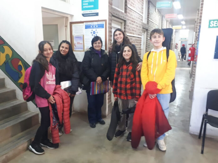 grupo-jovenes-musica-sociedaditalianaet